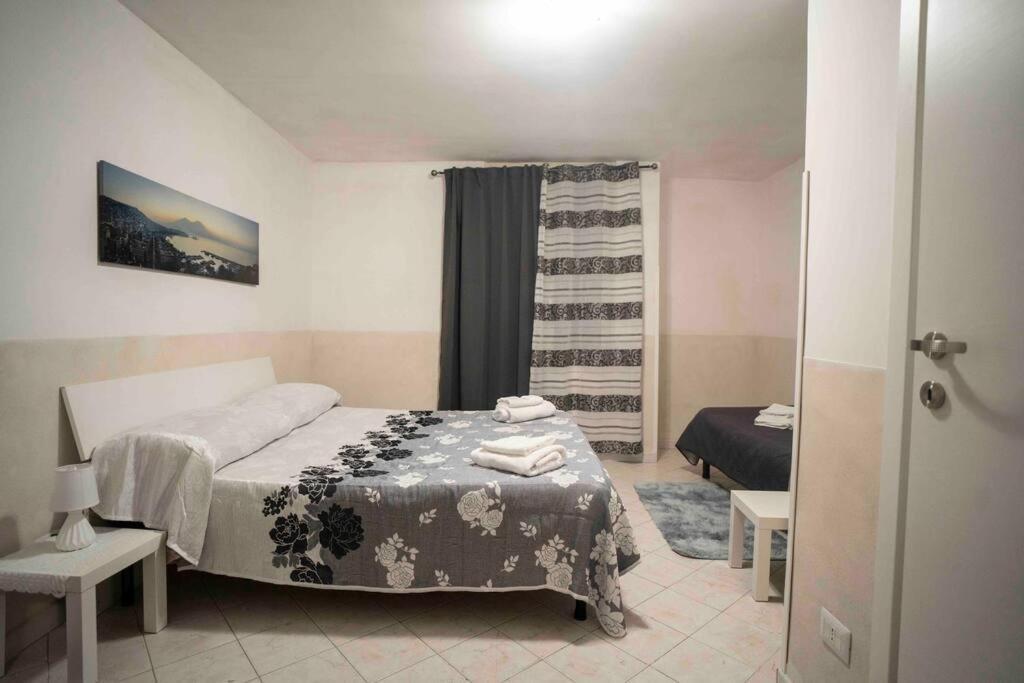 הוילה Casa Elena - Casa Vacanze Napoli Centro מראה חיצוני תמונה