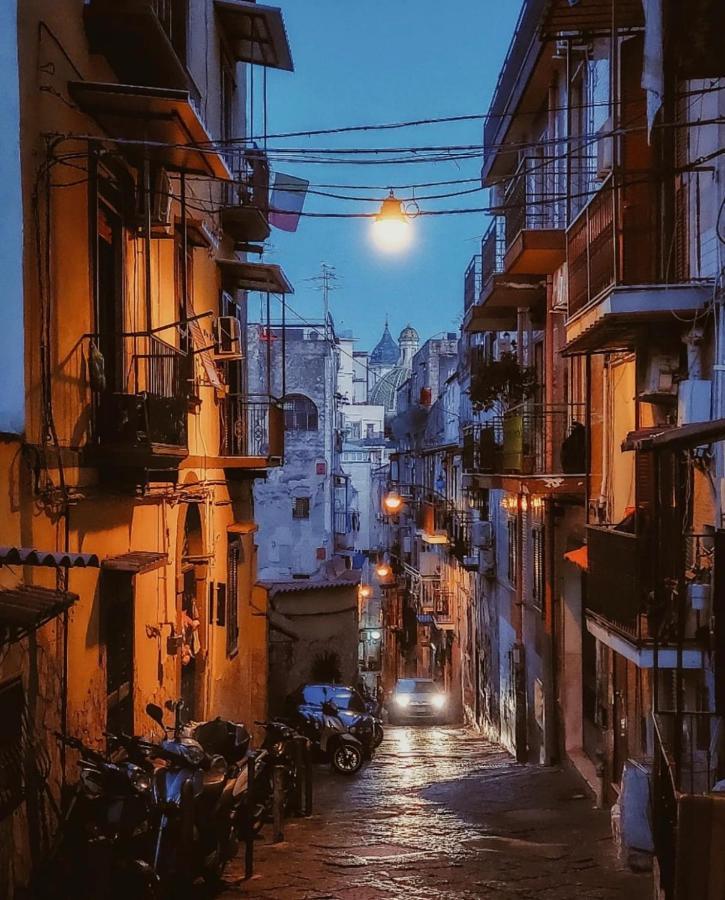 הוילה Casa Elena - Casa Vacanze Napoli Centro מראה חיצוני תמונה
