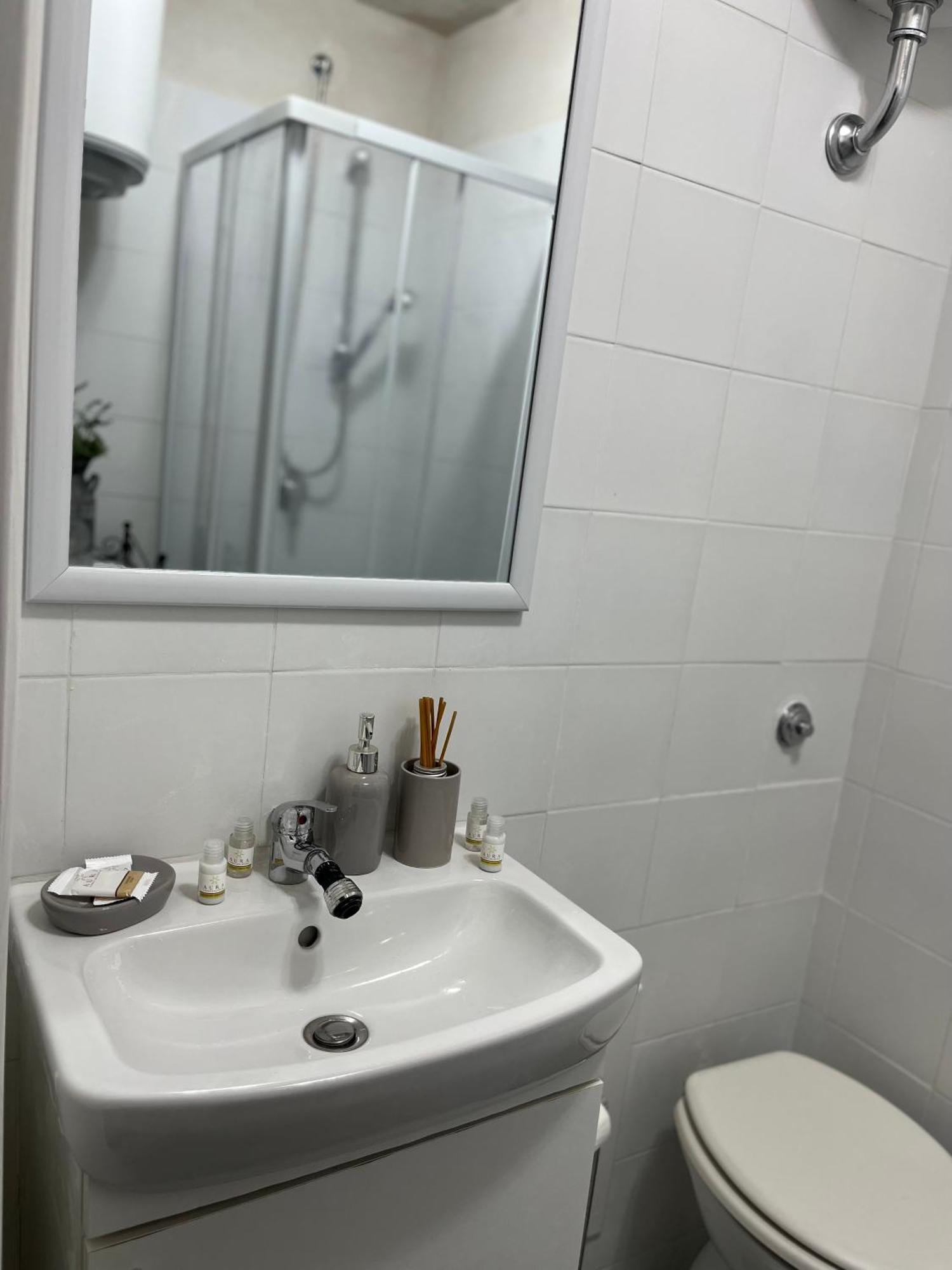 הוילה Casa Elena - Casa Vacanze Napoli Centro מראה חיצוני תמונה